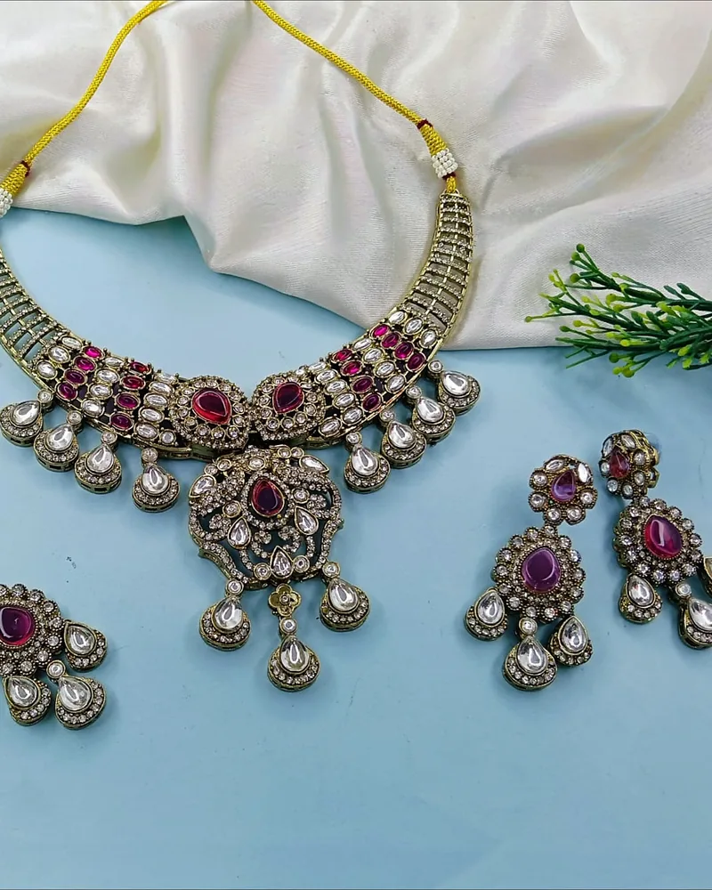 Rajwadi Victorian Ruby Bridal Set