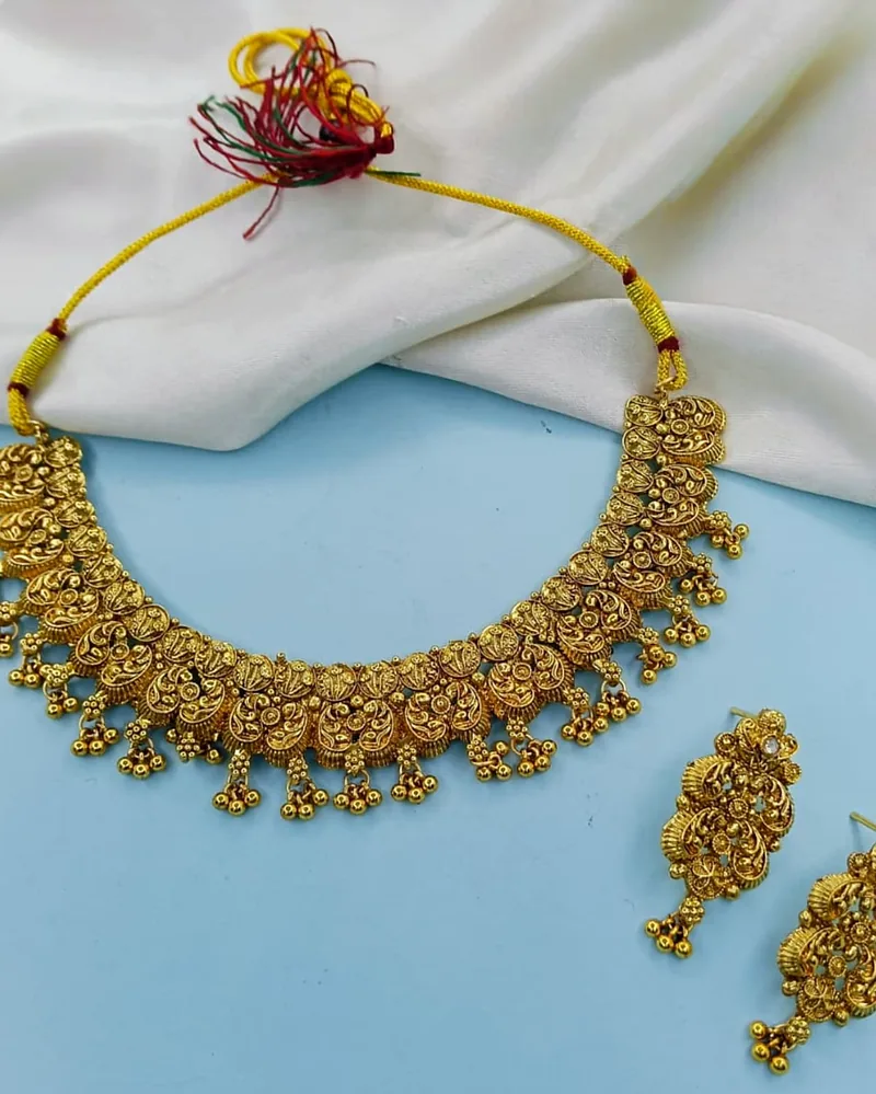 Kalasha Temple Necklace Set
