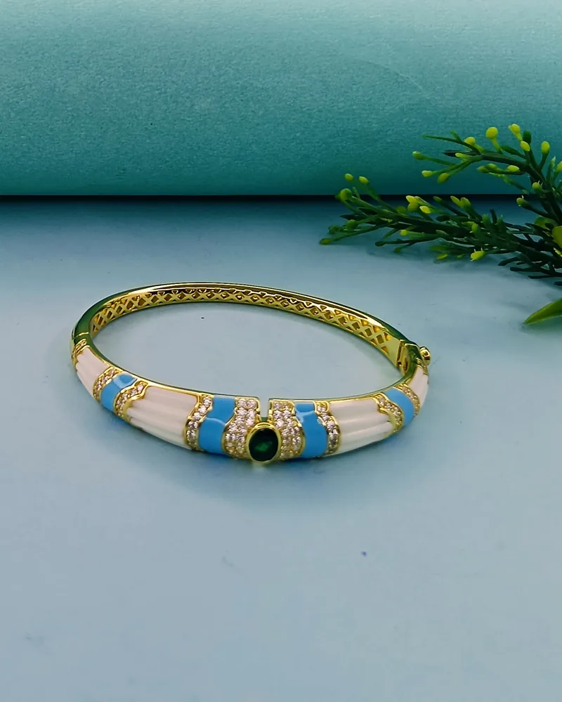 Lehar Bracelet