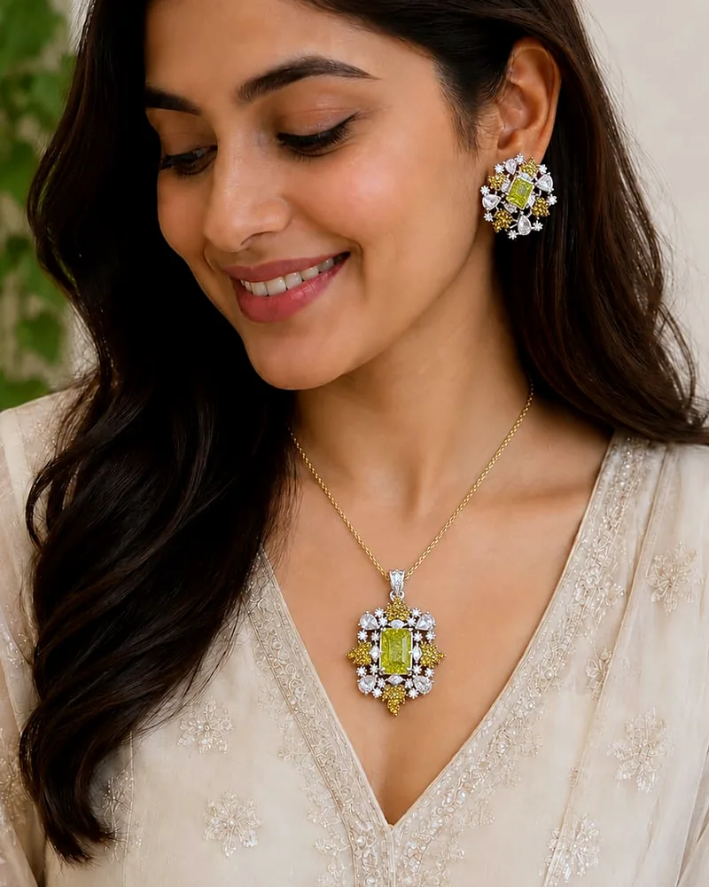 Falak Pendant